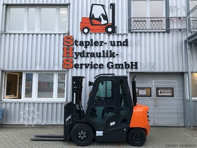 Dieselstapler Doosan D 30 NXP NeugerÀt