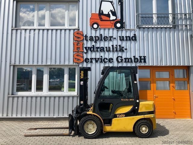 Diesel Forklift Yale GDP30VX