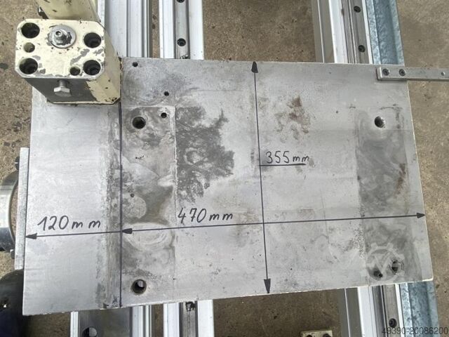 Adjustment unit with 2 adjustment tables with hand crank adjustment – made of ALU system profile, li EIGENBAU 