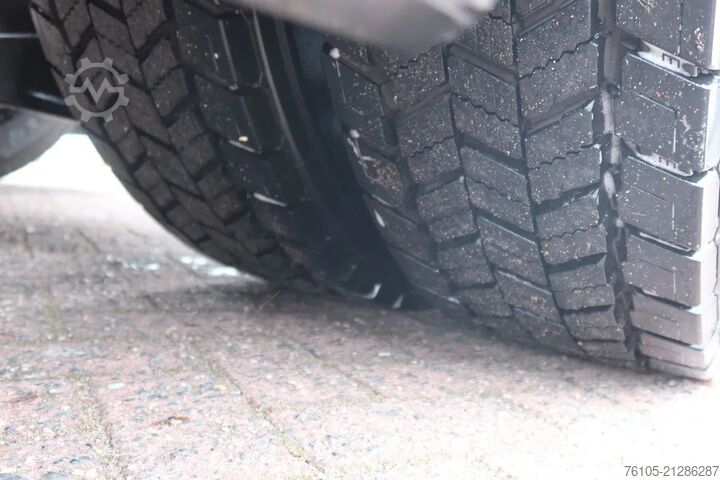 Standard-SZM Volvo FH 4x2 bed 2x Holland Truck