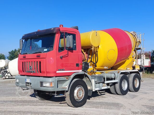 Concrete mixer truck Astra HD7 6438