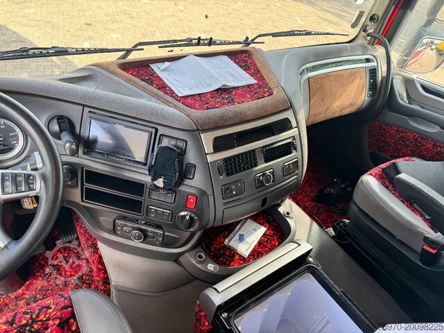 Standard-SZM DAF XF 480 SSC 4X2 2x ALU TANK SPECIAL-INTERIOR