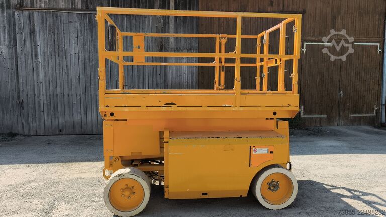 Scherenhubtisch Genie GS-3268 DC