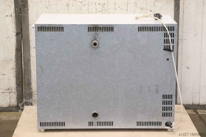 Drying oven 2.2 kW 300 °C Heraeus T 6120 100 Liter