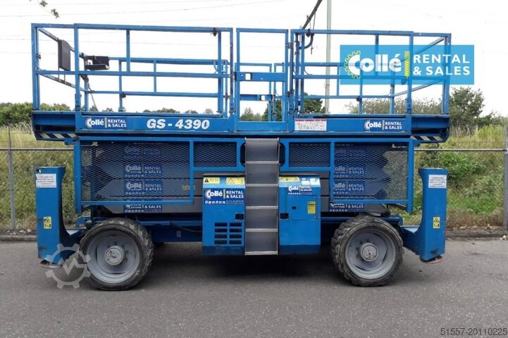 Scissor lift Genie GS 4390 RT | 2008