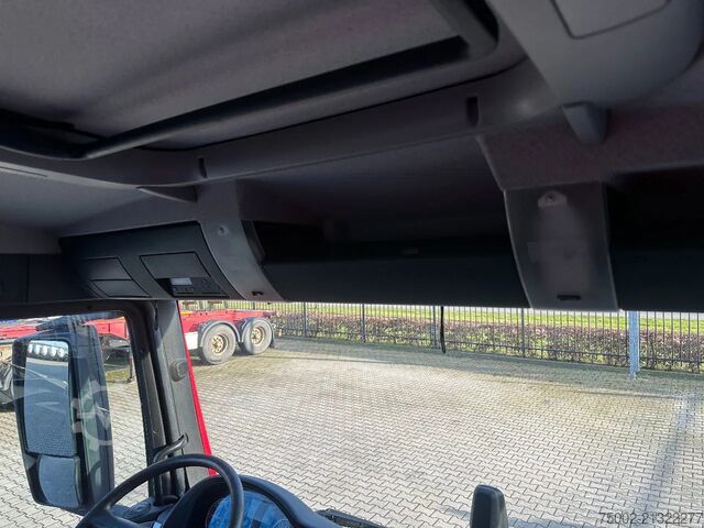 Hazardous substances MAN TGS TGS 24.320 6x2 / 71.629km!!! / EURO 6 / NL-...