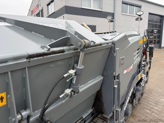 Tracked paver Vögele Super 800i Asphaltfertiger NEUWERTIG!