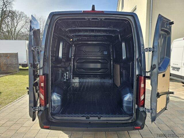 Kastenwagen hoch Renault Master L2H2 3.5t 170 10´´ Navi Kamera 270° LED