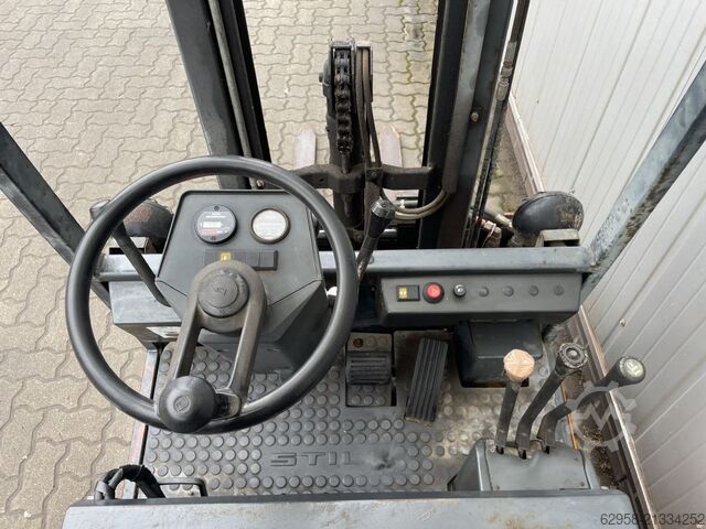 Electric 3-wheel forklift Still R20-15