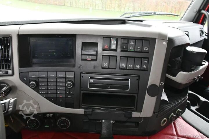 Kranwagen Volvo FM 460 PALFINGER 48TM!!FLY-JIB!! EURO6!!TOP!!RO...