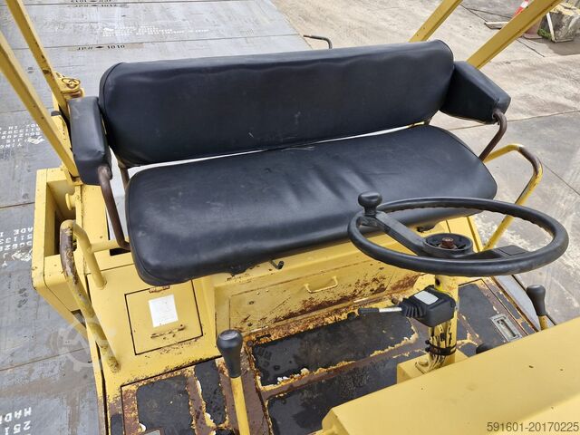 Tandem roller SAKAI SW750H