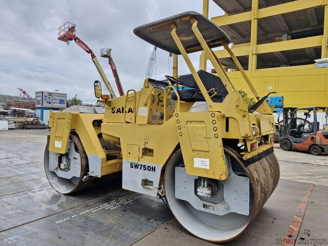Tandem roller SAKAI SW750H