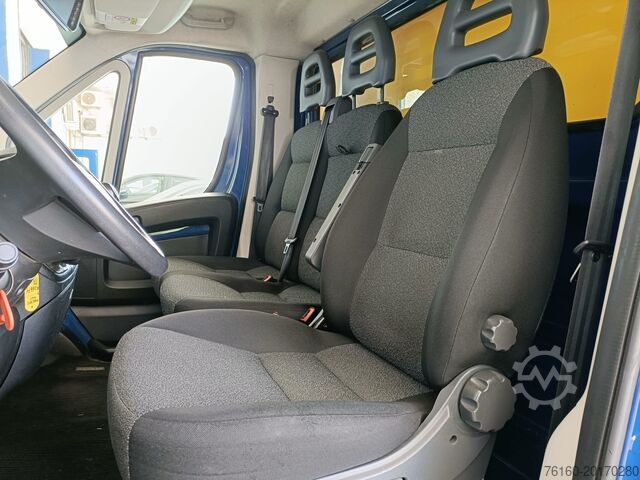 Box van with tail lift FIAT DUCATO 35