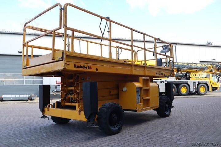 Scissor lift Haulotte H15SXL Diesel, 4x4 Drive, 15m Working Height, 500k