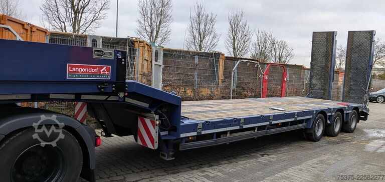 Low loader Langendorf 01.2027 SATUE 30/31 SATUE 30 - 9,40 m Achsschen...
