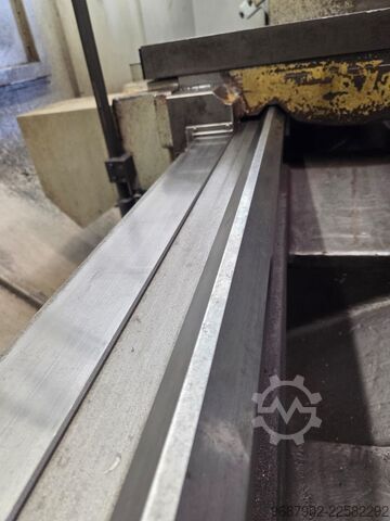 CNC lathe Hankook Protec-9NC 3000