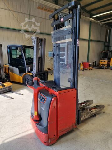 Manual stacker LINDE L20