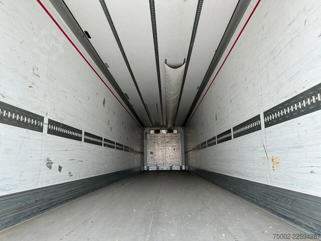 Refrigerated/frozen transport Schmitz Cargobull CARRIER VECTOR 1950 D/E /DISCBRAKES / NL-TRAILE...