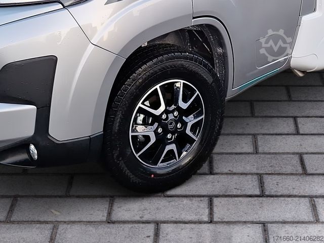 Semi-integrated camper CARADO V 347