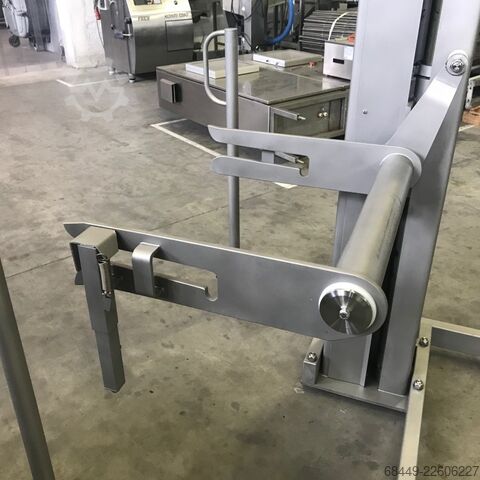 Mobile Beschickung für 200L Normwagen Barsso mobiele lift voor 200L normwagens