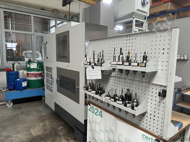 Universal machining center MTRent MTevo V76D