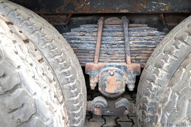 High-capacity funicular MAN and VOLVO L180E