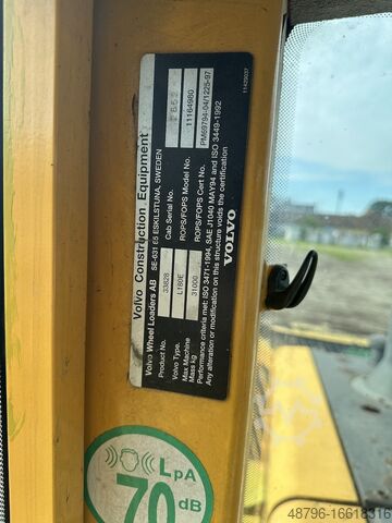 High-capacity funicular MAN and VOLVO L180E