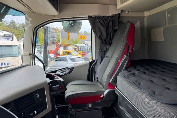 Kipper LKW VOLVO FH-540 10x4 Moser 2S