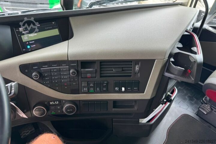 Kipper LKW VOLVO FH-540 10x4 Moser 2S
