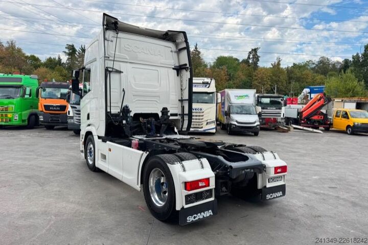 Standard tractor unit SCANIA R450 4x2
