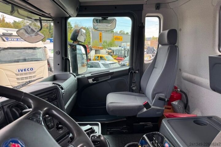 Abrollkipper SCANIA R440 8x2 Hiab 20T & Kran abnehmbar HMF 2220-7