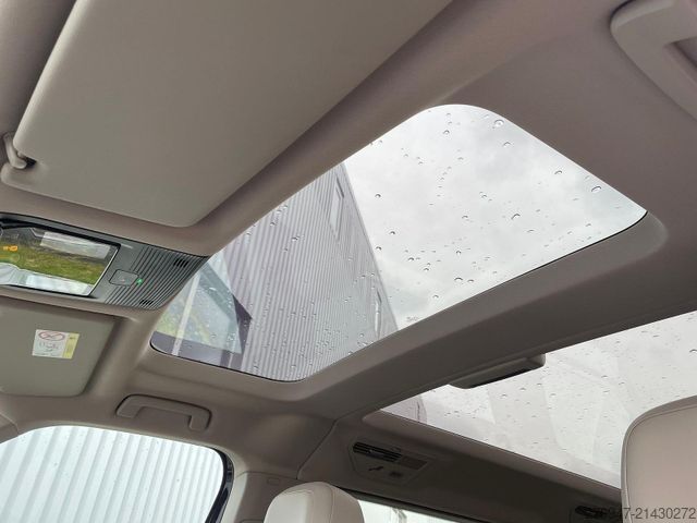 Minibus VW T7 Multivan Life lang Matrix 360° KAMERA Pano