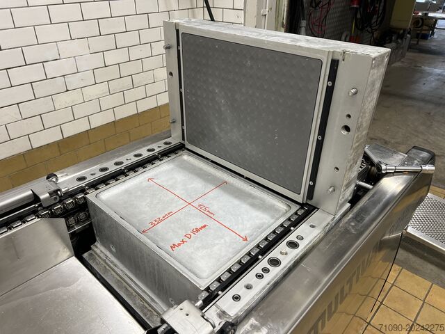 Thermoformer Multivac R-245