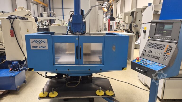 Tool Room Milling Machine - Universal AVIA FNE 40 NC