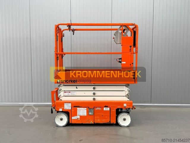 Scissor lift Snorkel S 3219 E Nieuwe Accu's