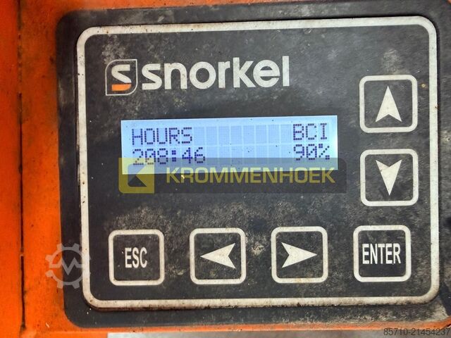 Scissor lift Snorkel S 3219 E Nieuwe Accu's