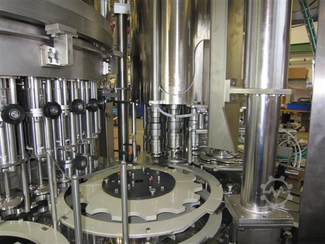 Filler 50 valves with screw capper Bertolaso Athena