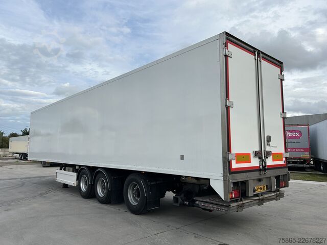 Refrigerated/freezer transport H.T.F HZO 42 / Thermo King SLXe 300 / Stuuras / Loadl...