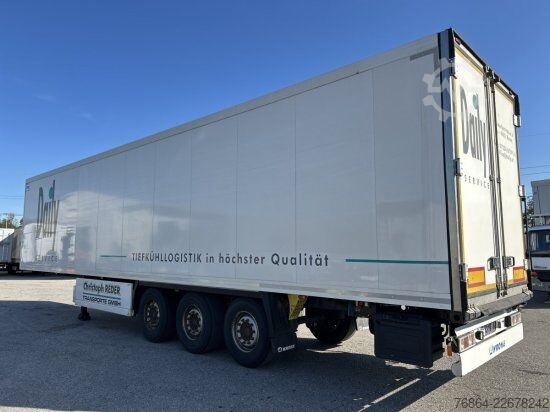 Low loader semitrailer KRONE MULTITEMP KüHLAUFLIEGER,   CARRIER VECTOR 1950 MT 2CPT