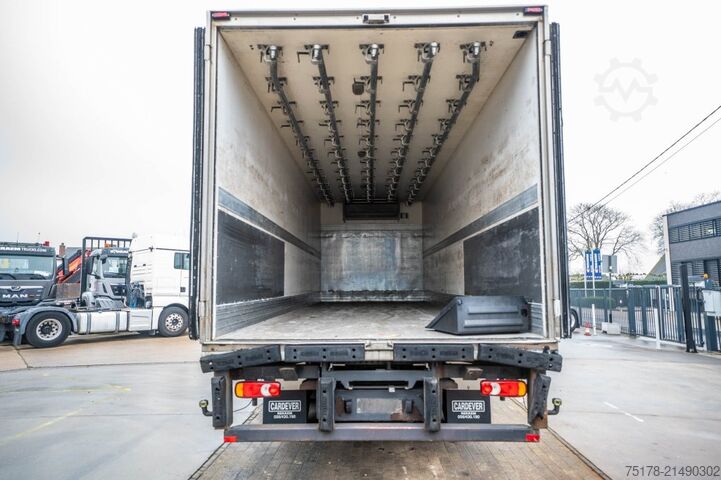 Refrigerated/freezer transport RENAULT PREMIUM 380 DXI +CHEREAU+ THERMOKING