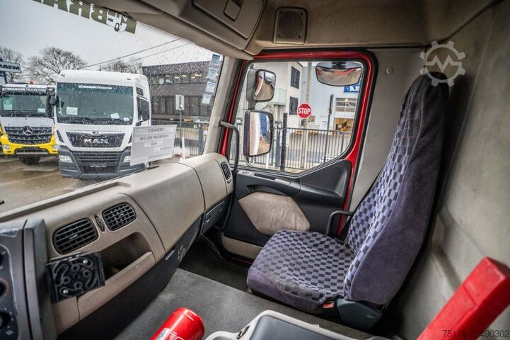 Refrigerated/freezer transport RENAULT PREMIUM 380 DXI +CHEREAU+ THERMOKING