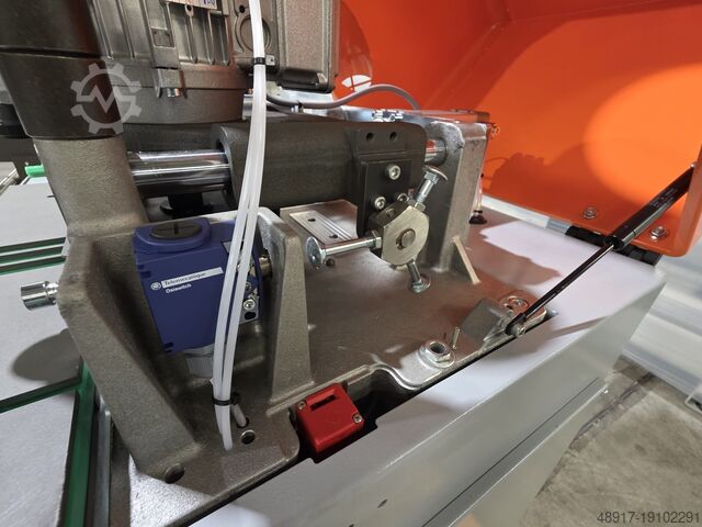 Semiautomatic milling-drilling machine MLA MP 34