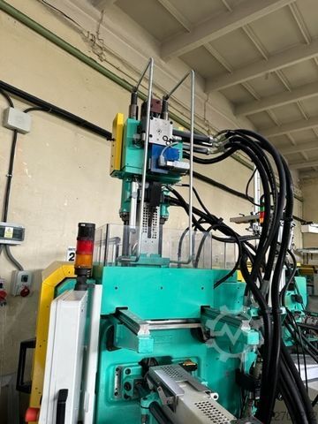 Injection molding machine Arburg 370S 700-100/100