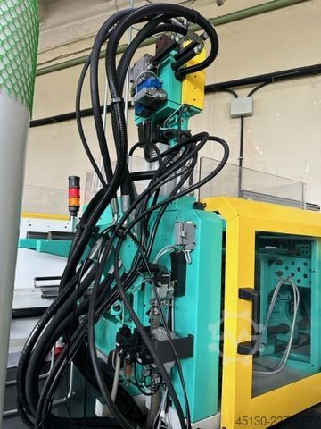 Injection molding machine Arburg 370S 700-100/100