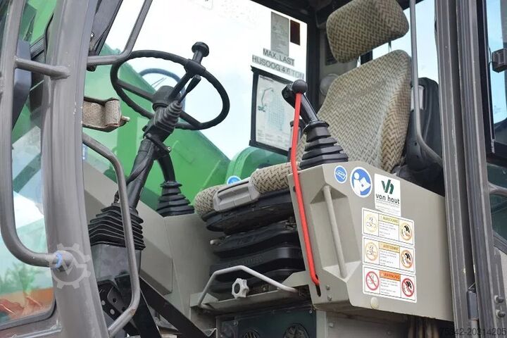 Wheel excavator Sennebogen 835M