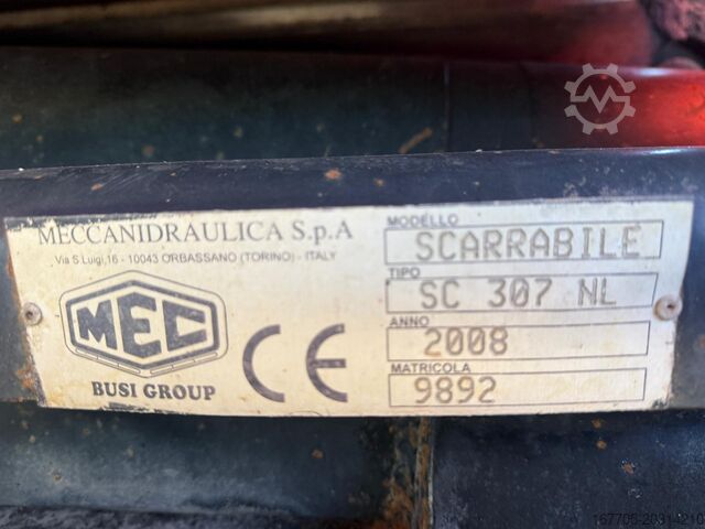 Interchangeable body with box structure MAN 32 440 F