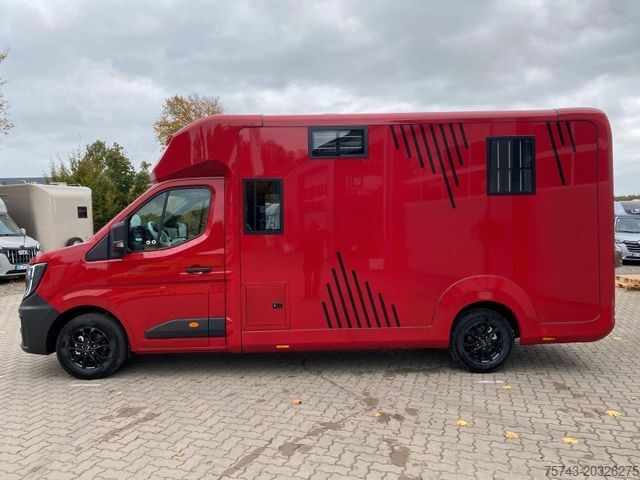 Livestock transporter RENAULT MASTER AKX NEW MODELL  2025 5 Sitzer Haras ex. L