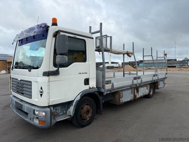 Flatbed truck MAN TGL 10.180 4x2 Flatbed 6,80 m. Euro 3