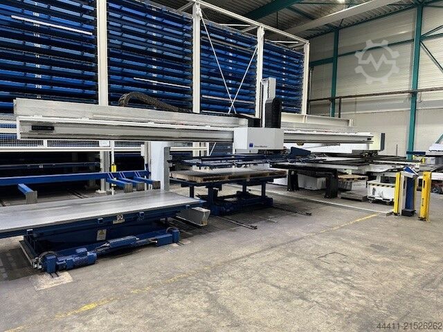 Laserstanzpresse TRUMPF TruMatic 7000 (K08G) 1600 4000 Watt FMC