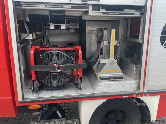 Van Mercedes-Benz 814 4x2 Feuerwehr Ziegler LF 8/6